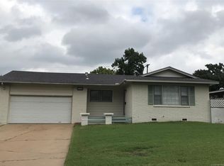 7559 E 27th St, Tulsa, OK 74129