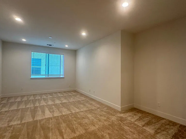 2918 Turner Ave — Photo 30