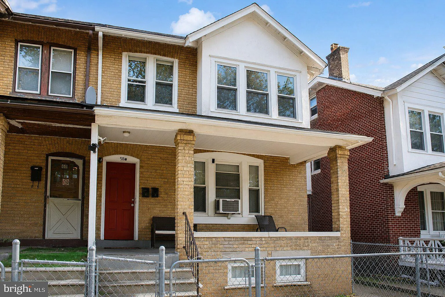 2 bed, 1.0 bath, 1500 sqft, $1,850 — Photo 2