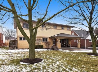 147 S Poplar Ave, Elmhurst, IL