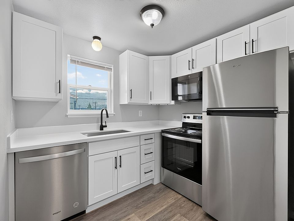 1st image of 3217 Norton Ave #4