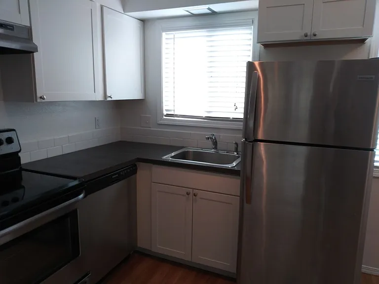 #125-2136 NE Weidler St. — Photo 7