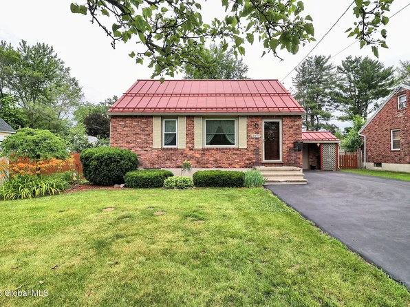 2055 Curry Road, Schenectady, NY 12303