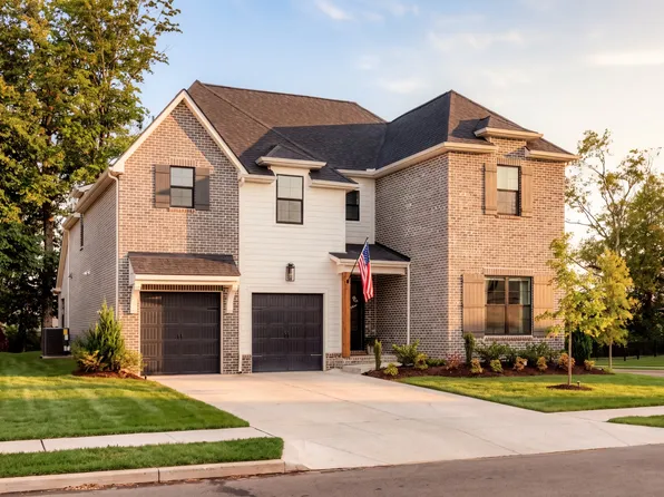 3306 Sassafras Ln, Thompsons Station, TN 37179
