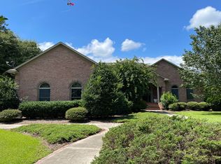 302 Taberna Cir, New Bern, NC 28562