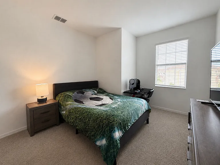 2910 Blossom Way — Photo 9