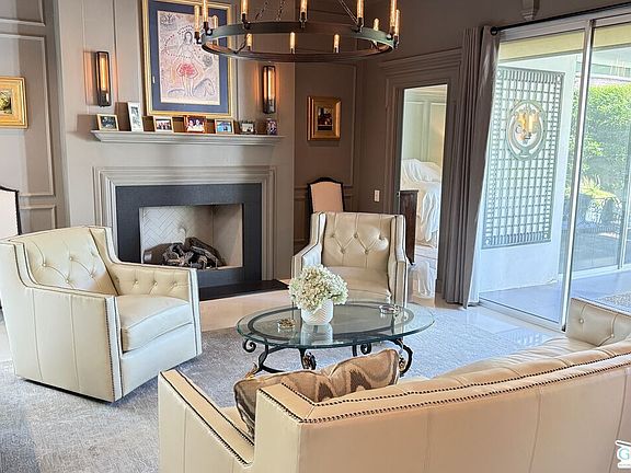 3rd image of 467 N Calle Rolph