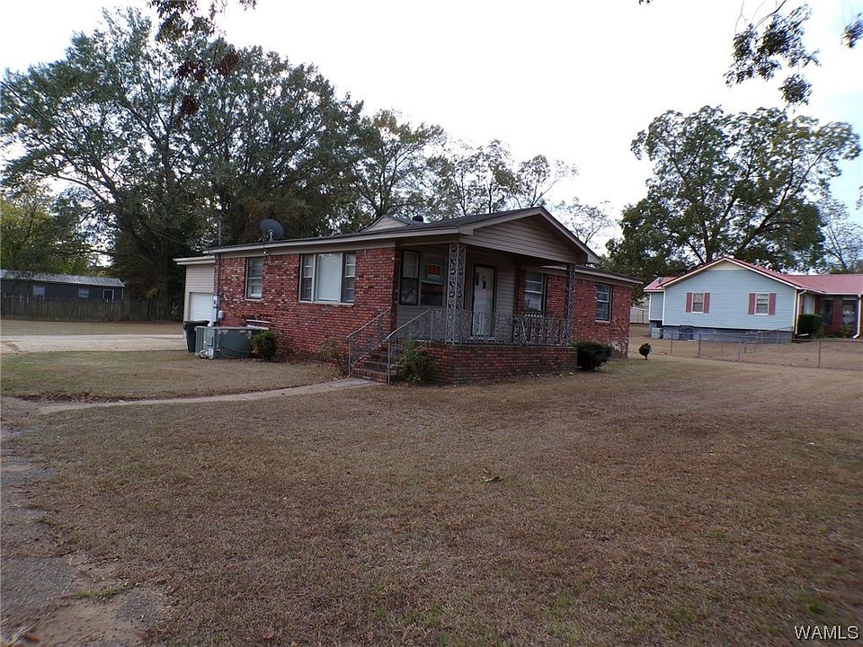 1st image of 411 41st St