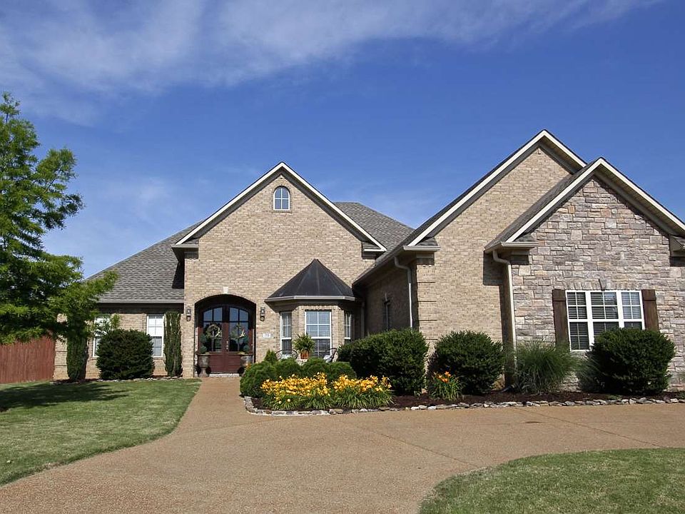 1st image of 73 Flagstone Dr