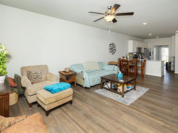 3rd image of 3077 NW Irvinedale Dr