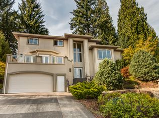 249 W Saint James Pl, Longview, WA 98632