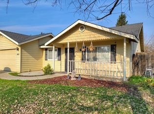 1465 Willow St, Exeter, CA 93221