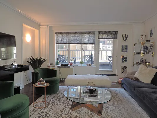 Rented by essential NEW YORK Real Estate | media 1
