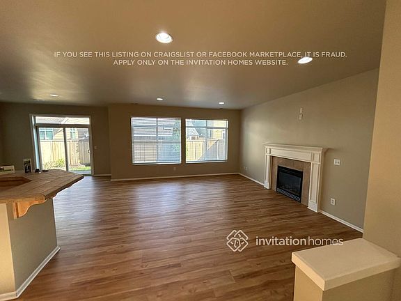 5th image of 3923 61st Ave E