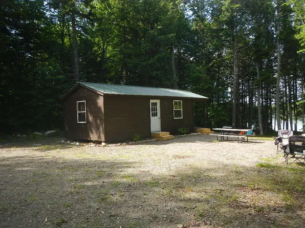 607 Burlington Beach Road, Burlington, ME 04417