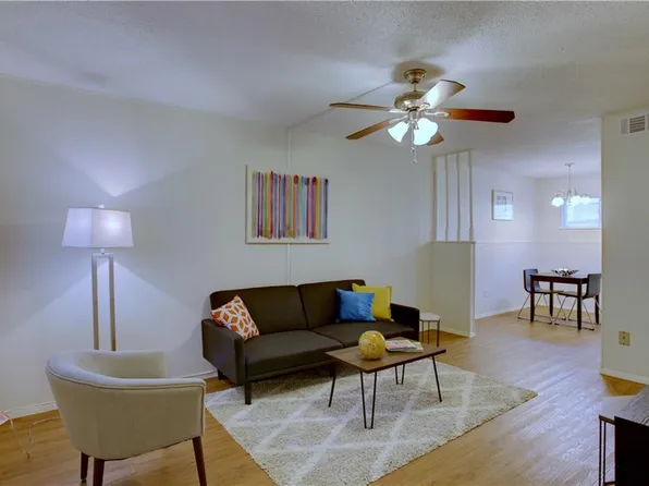 816 W North Loop Blvd APT 111, Austin, TX 78756