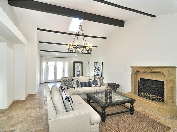 5th image of 5439 Fairview Pl