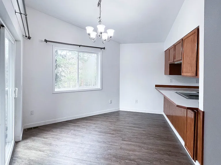 3664 Mirage Cir — Photo 6