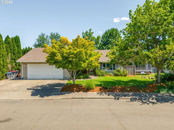 638 SW Westview Dr, McMinnville, OR 97128