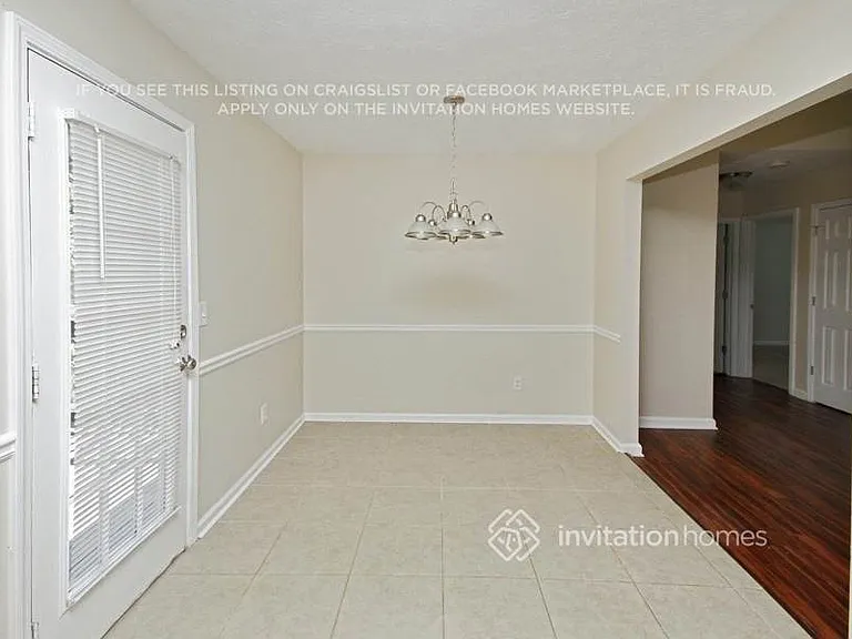 1507 Locomotive Dr NE — Photo 5