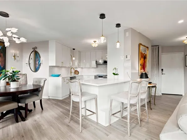 225 Belleville St #107, Victoria, BC V8V 4T9