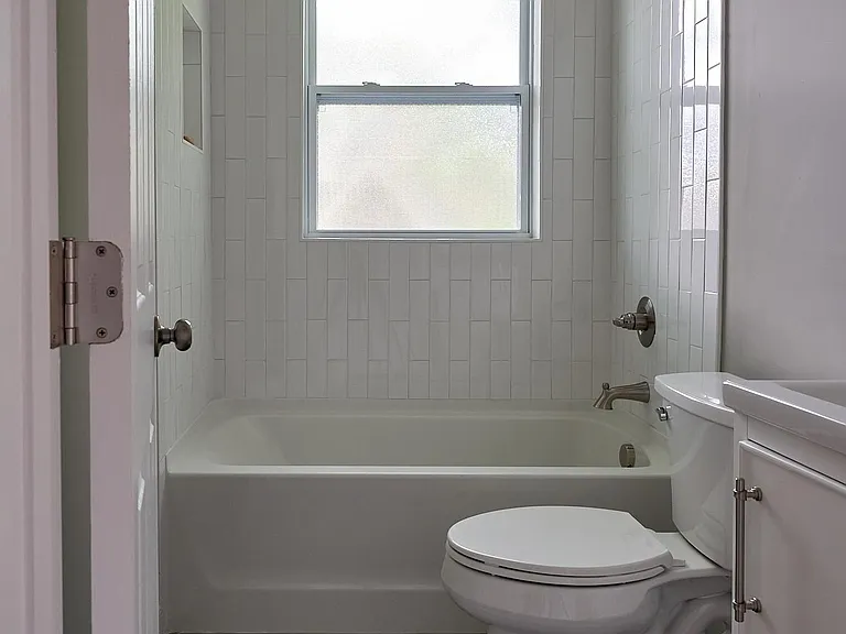 217 Circle Ave #2 — Photo 8