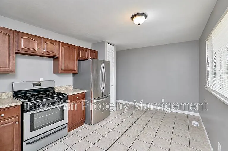 3049 Orton St — Photo 15