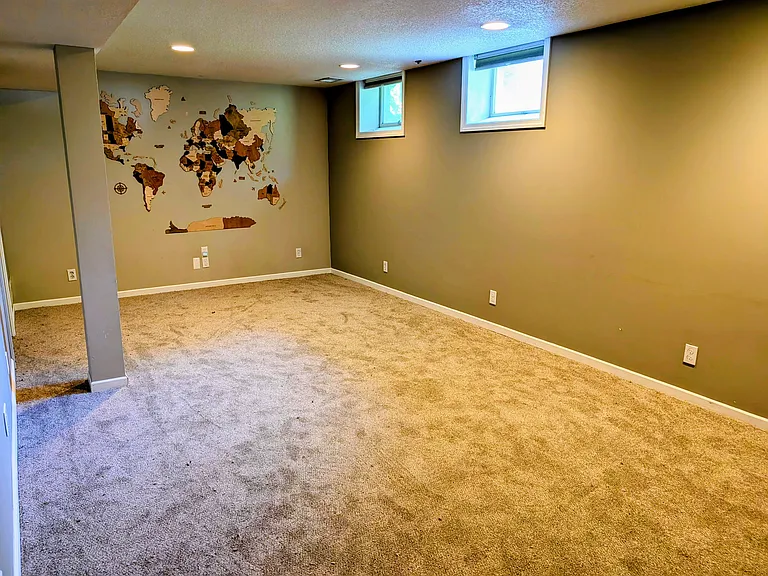 8816 Knollwood Dr — Photo 18