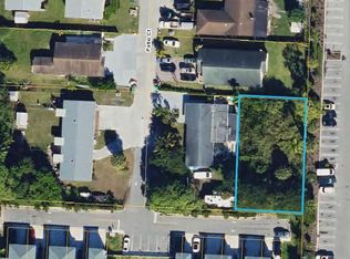 Xxx Patio Court, Lake Worth, FL 33461
