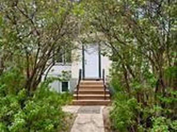 1110 Queen STREET, Regina, SK S4B 4B2
