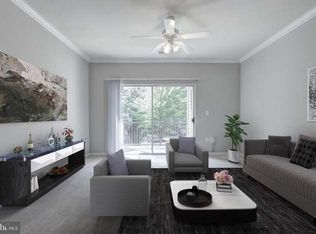 12120 Garden Ridge Ln UNIT 204, Fairfax, VA 22030