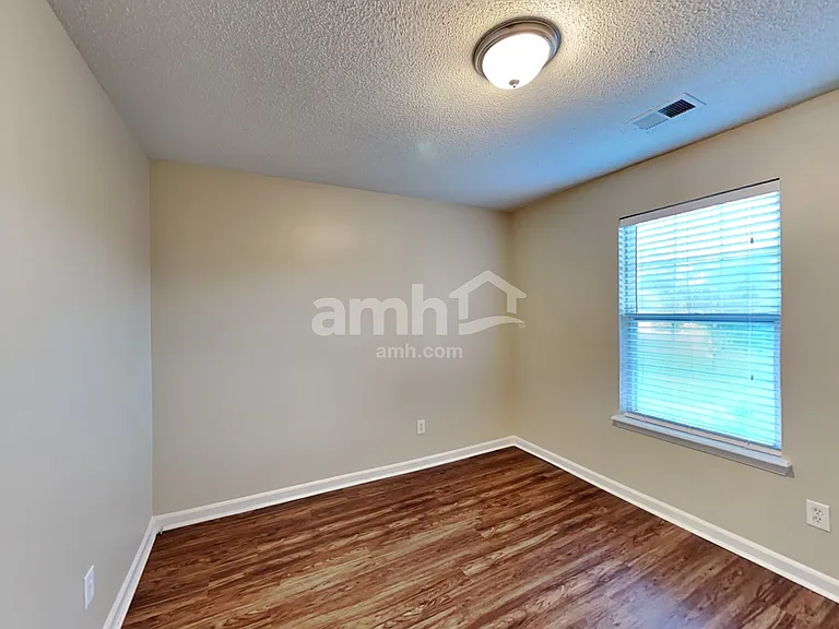4654 Grove Ct — Photo 17