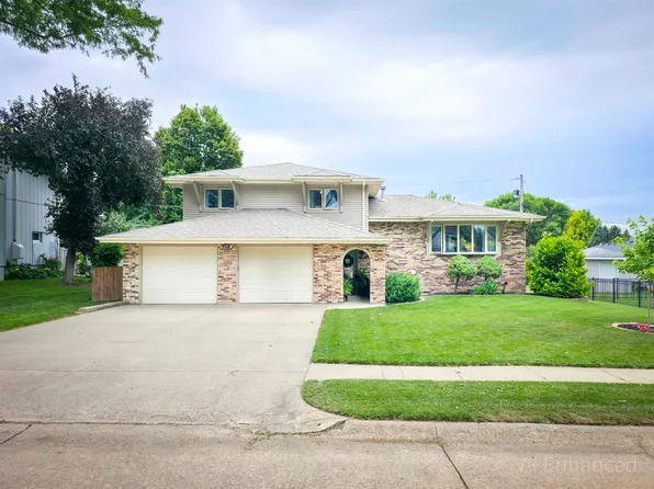 1102 Charolais Dr, Norfolk, NE 68701