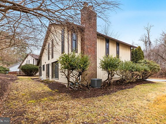 5th image of 5317 Lightning View Rd