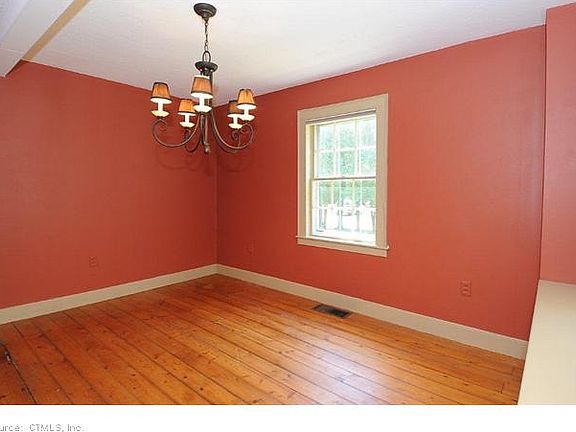 4th image of 19 Lyme St