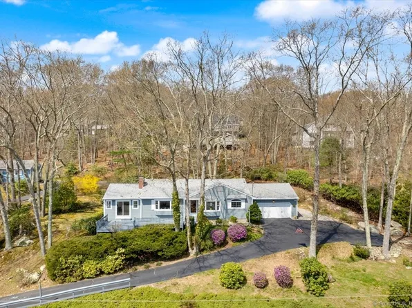 16 Heritage Road, East Lyme, CT 06333