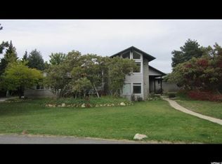 15 E Windsong, Sandy, UT 84092