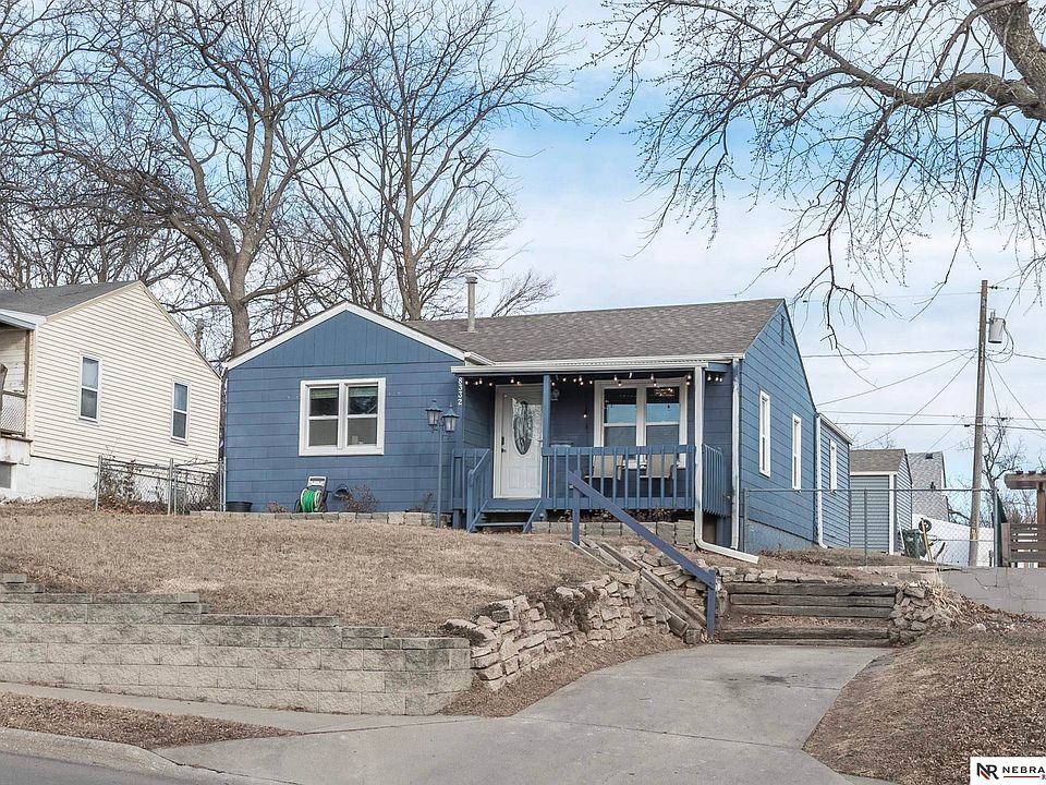 1st image of 8332 Park Dr