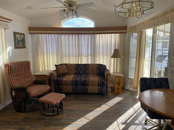 4th image of 800 Gail Gardner Way #8