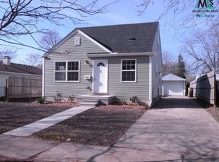 1979 S Leitch Rd, Ferndale, MI 48220