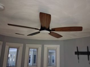 9 Ames St UNIT 3, Lowell, MA 01852