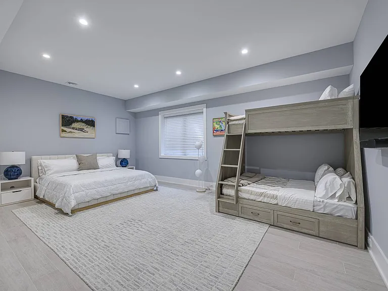 24 White Oak Ln — Photo 24