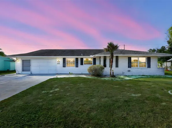 1502 DESERT HILLS DRIVE, SUN CITY CENTER, FL 33573
