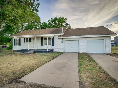121 Duren St, Powell, TX, 75153