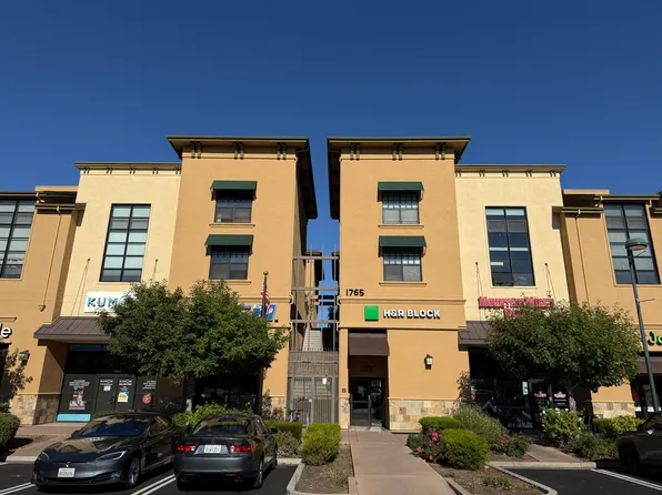 1765 E Bayshore Rd Unit 212, Palo Alto, CA 94303
