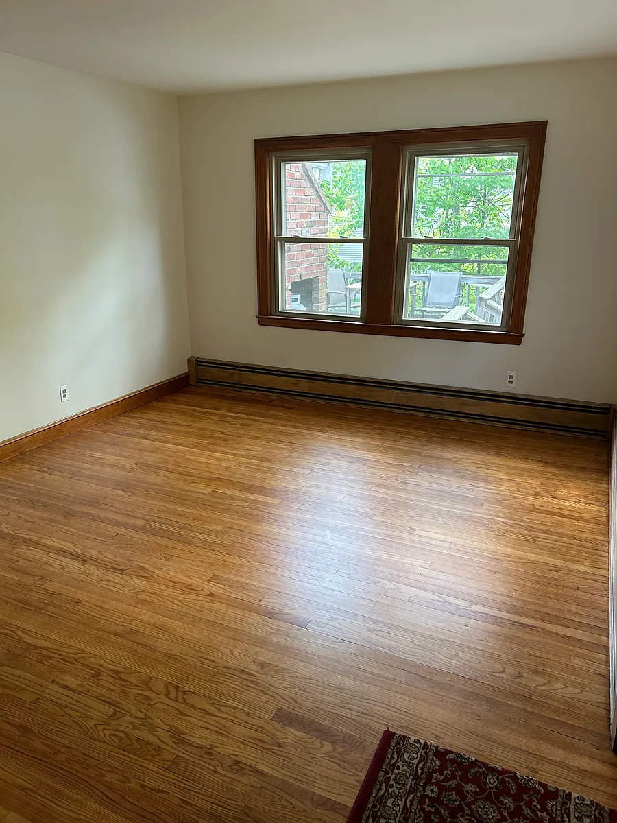 Building Photo - 308 Bacon St