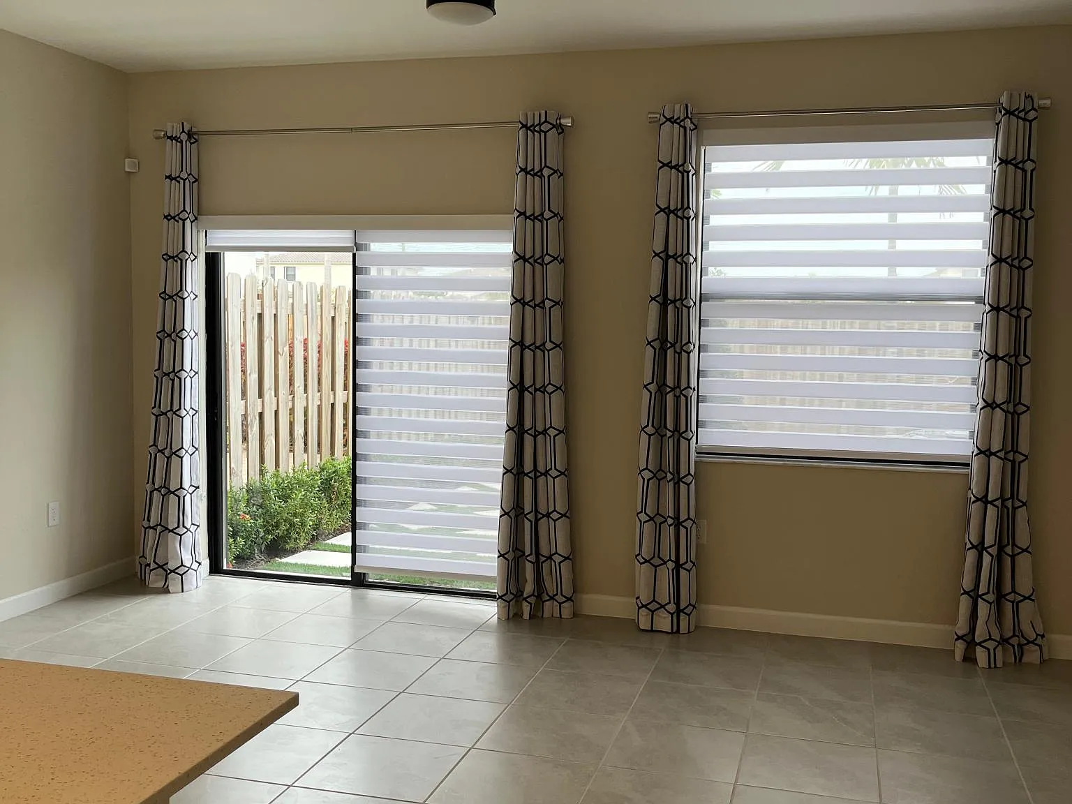 3 bed, 2.5 bath, 1545 sqft, $2,600 — Photo 4