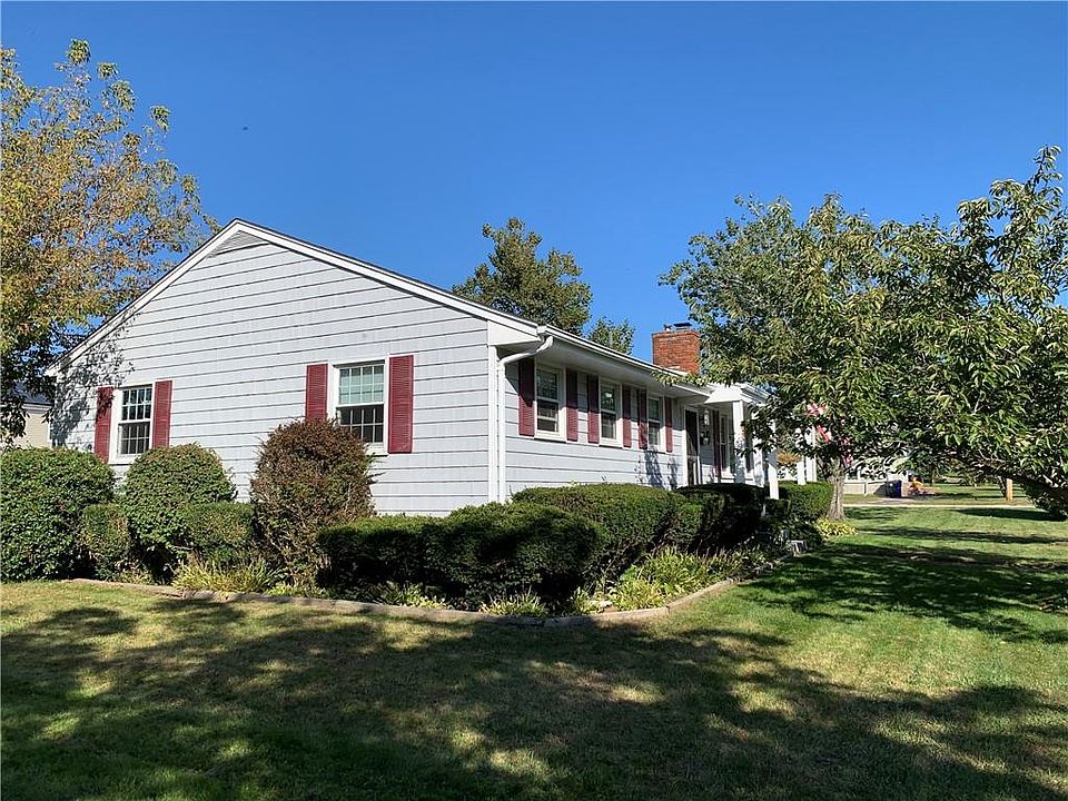 16 Ridgeway Dr, Warren, RI 02885 Zillow