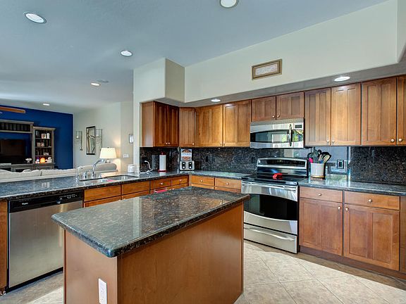 5th image of 2427 W Sagebrush Dr