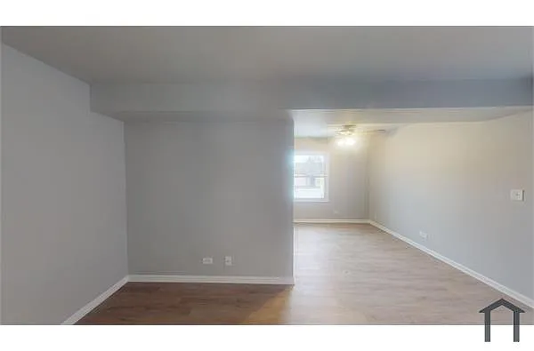 Building Photo - 4533 Prescott Ave #2